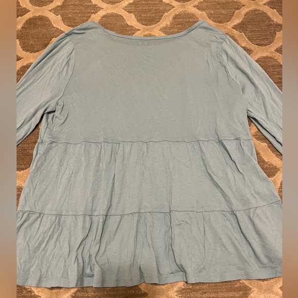 Blue Long Sleeve Tiered Top Loft Size Medium - Picture 3 of 7